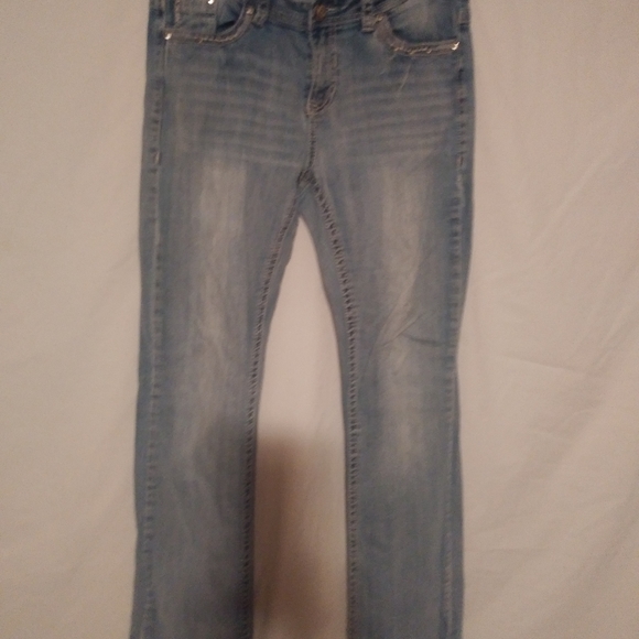 Shyanne 18 34 Slight Flare Light Jewel Pocket Jeans - Picture 2 of 8